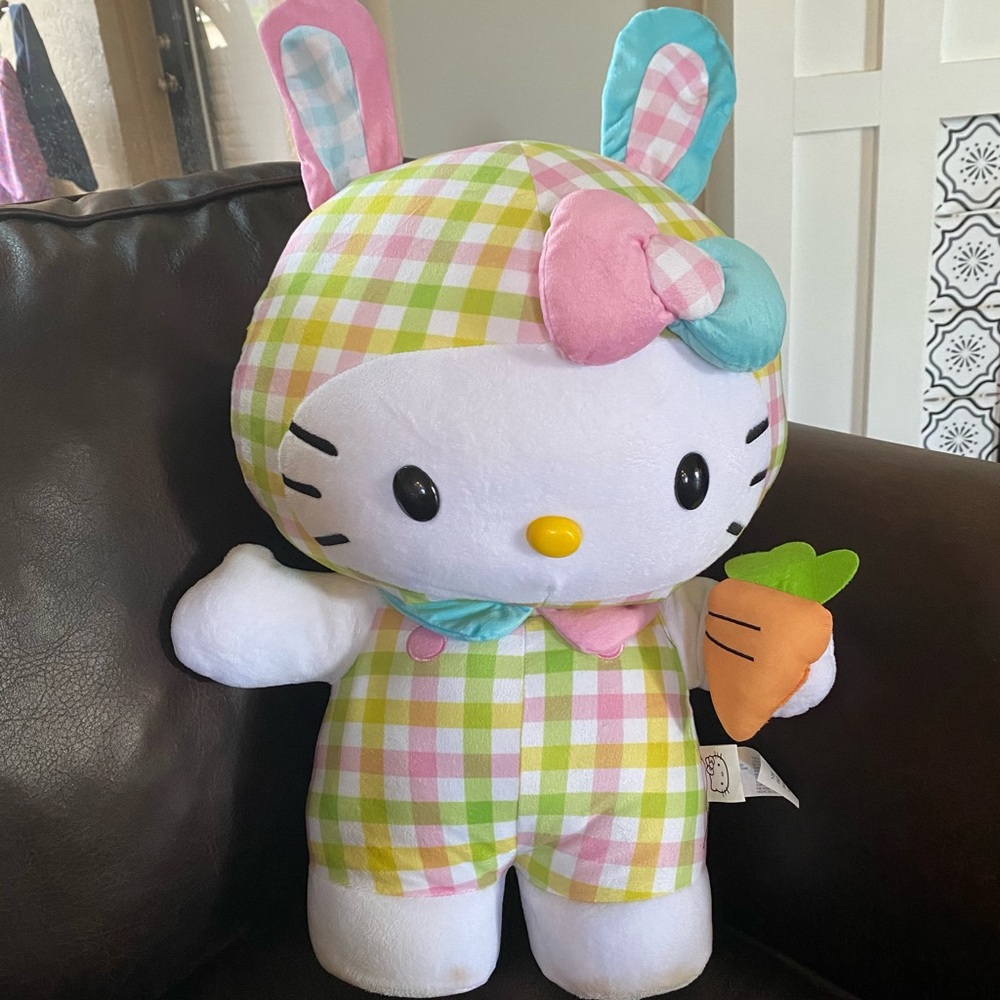 HELLO‎ KITTY SANRIO Easter Greeter Bunny Plush 2022 CVS Exclusive 24"